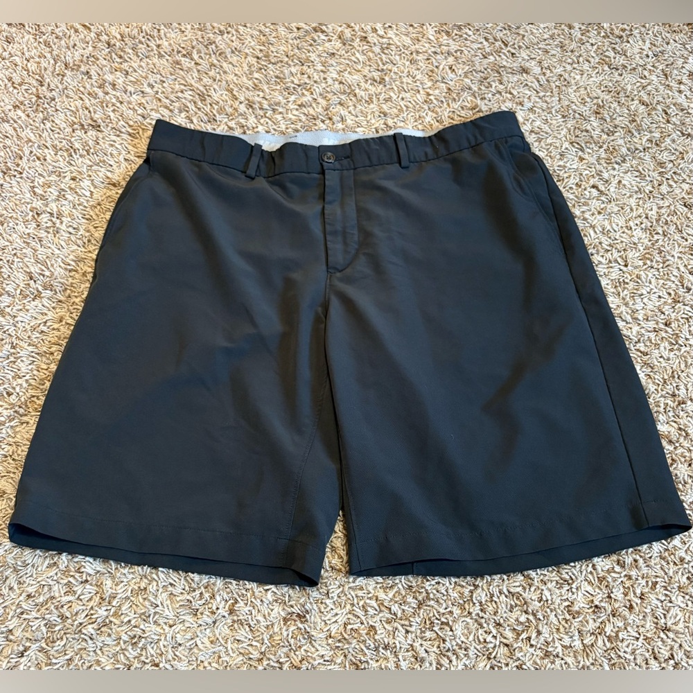 Nike Dri Fit Black Performance Shorts Men’s size 36